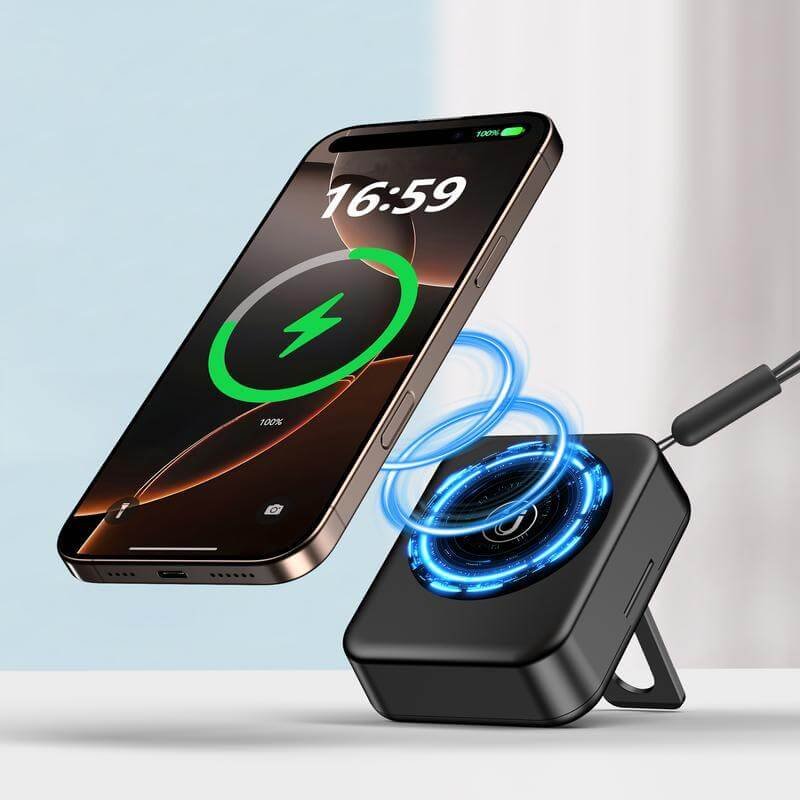 ROMONT - Giftology 6-in-1 Mag Wireless Charger, Multicable & Cleaning Kit - Image 13
